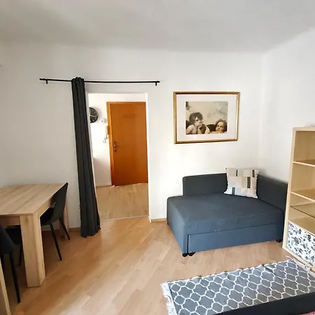 Evas Lendflat - Zentral Und Ruhig Lejlighed